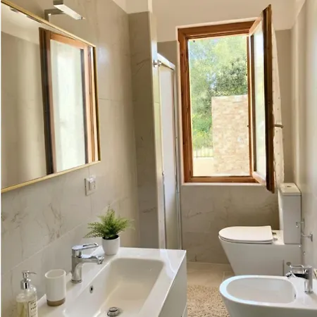 Con Giardino E Bbq Al Centro Di * 维拉西米乌斯